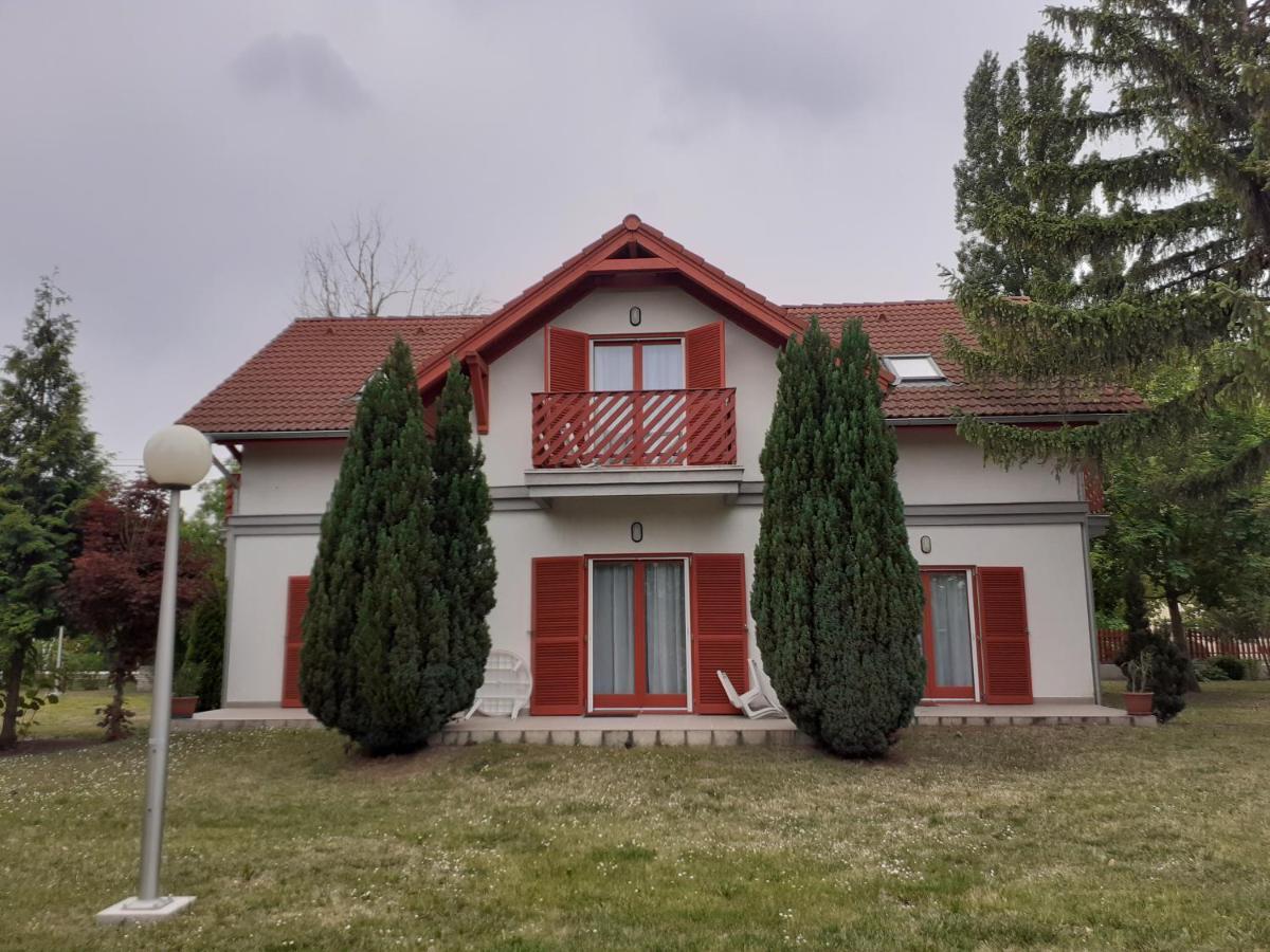 Zöld Zóna Zamárdi Üdülő Exterior foto